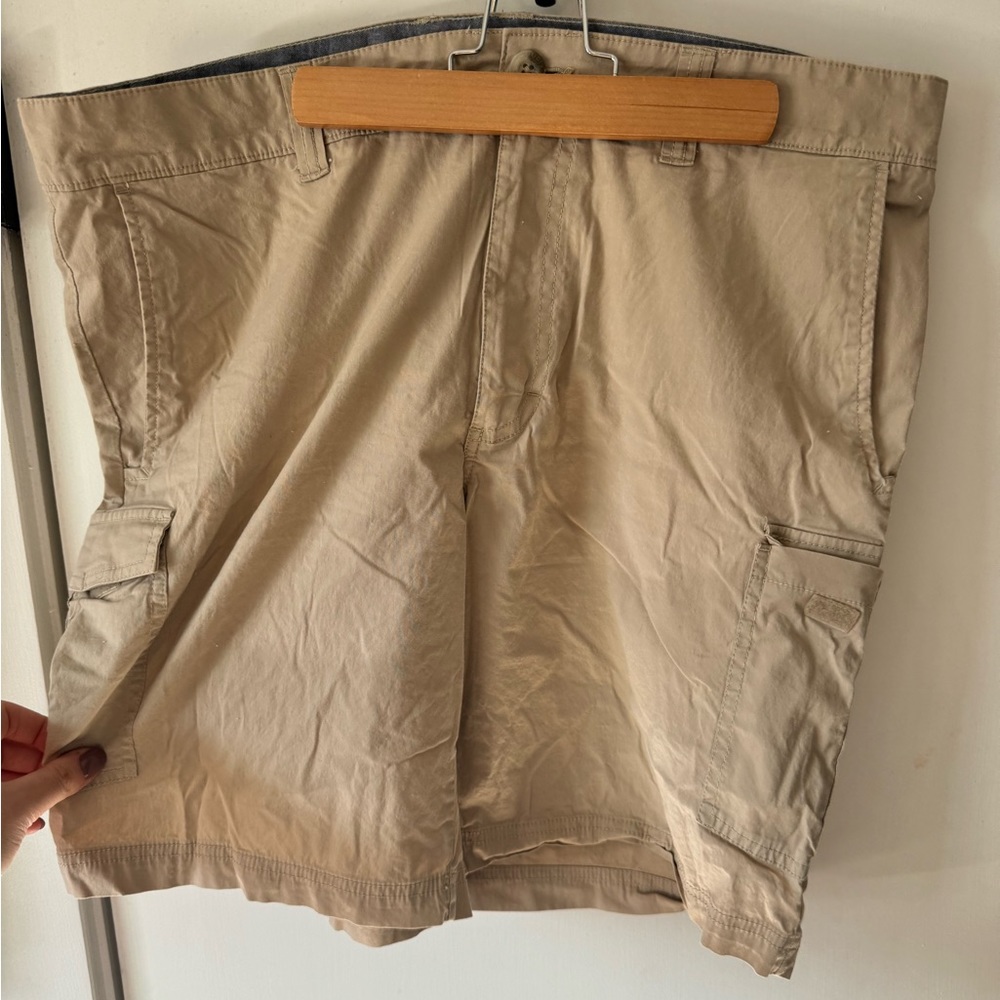 Columbia Men’s Cargo Shorts